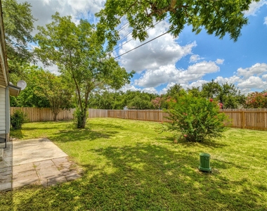 804 Lone Tree Ct - Photo Thumbnail 16