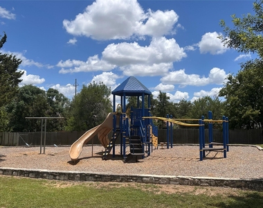 804 Lone Tree Ct - Photo Thumbnail 21