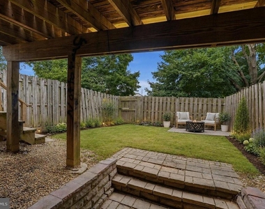 5752 Sunset View Lane - Photo Thumbnail 18