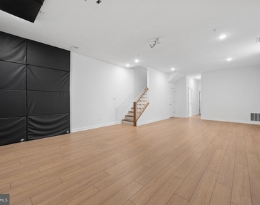 328 Madison Street - Photo Thumbnail 41