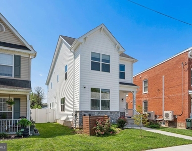 328 Madison Street - Photo Thumbnail 58