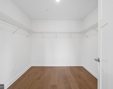 328 Madison Street - Photo Thumbnail 25