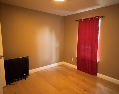 2318 Mccook Dr - Photo Thumbnail 14