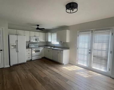 192 Marion Road - Photo Thumbnail 4