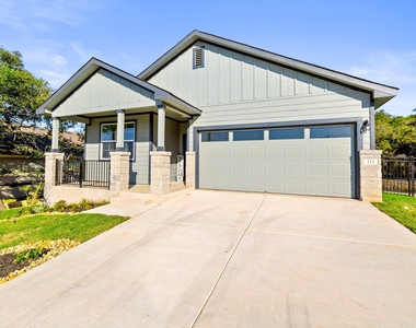 212 Florenz Ln - Photo Thumbnail 1