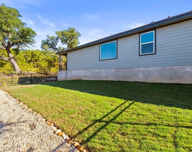 212 Florenz Ln - Photo Thumbnail 29
