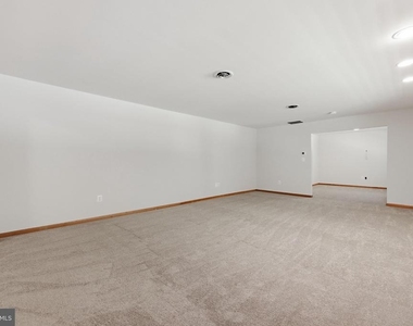 5051 Klee Mill Road S - Photo Thumbnail 5