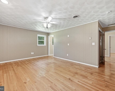 5051 Klee Mill Road S - Photo Thumbnail 21