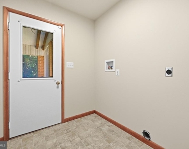 5051 Klee Mill Road S - Photo Thumbnail 28