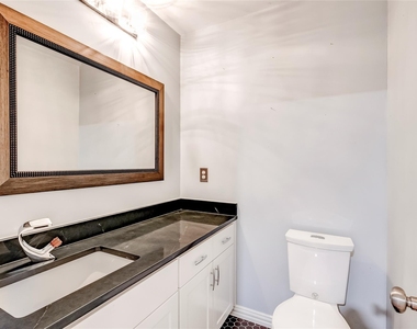 10905 Wintergreen Hl - Photo Thumbnail 16