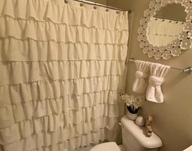 9806 Ushers Place - Photo Thumbnail 6
