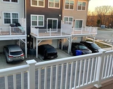 9806 Ushers Place - Photo Thumbnail 16