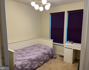 9806 Ushers Place - Photo Thumbnail 30