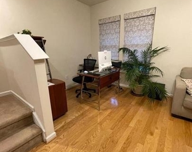 9806 Ushers Place - Photo Thumbnail 19