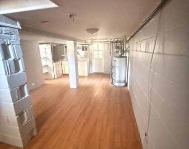 2980 Cornwall Road - Photo Thumbnail 14
