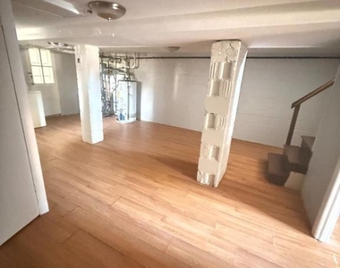 2980 Cornwall Road - Photo Thumbnail 18