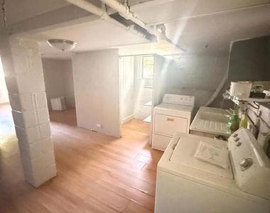 2980 Cornwall Road - Photo Thumbnail 15
