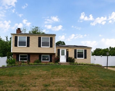 1414 King William Drive - Photo Thumbnail 5