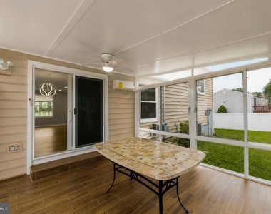 1414 King William Drive - Photo Thumbnail 21