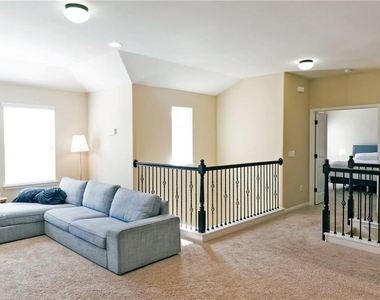 11504 Reading Way - Photo Thumbnail 27