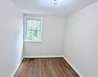 327 Bigley Avenue - Photo Thumbnail 26