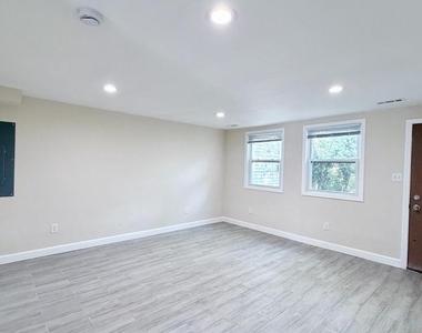 327 Bigley Avenue - Photo Thumbnail 14