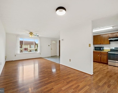 16 Chatterly Court - Photo Thumbnail 10