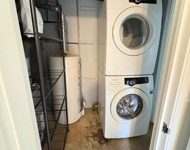 27 Kingsley Road - Photo Thumbnail 7