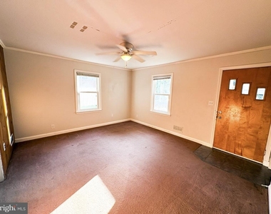 27 Kingsley Road - Photo Thumbnail 2