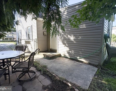 27 Kingsley Road - Photo Thumbnail 14