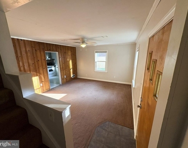 27 Kingsley Road - Photo Thumbnail 3