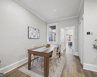1108 S Clinton Street - Photo Thumbnail 21