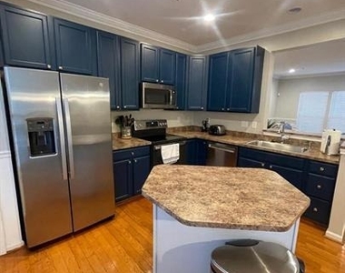 5340 Wyndholme Circle - Photo Thumbnail 10