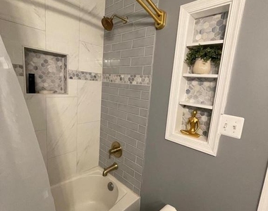 5340 Wyndholme Circle - Photo Thumbnail 16