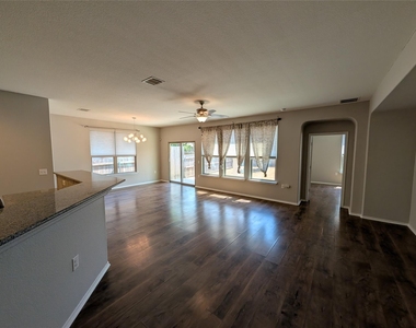 8829 Capitol View Dr - Photo Thumbnail 6