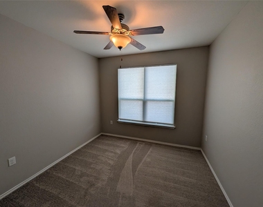 8829 Capitol View Dr - Photo Thumbnail 21