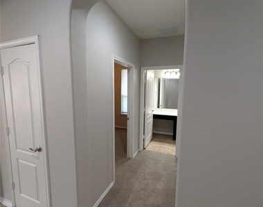 8829 Capitol View Dr - Photo Thumbnail 24