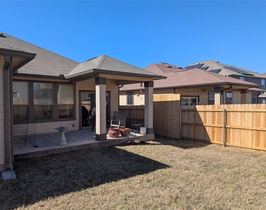 8829 Capitol View Dr - Photo Thumbnail 33