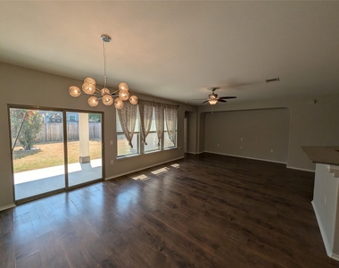 8829 Capitol View Dr - Photo Thumbnail 9