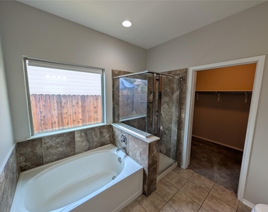 8829 Capitol View Dr - Photo Thumbnail 18