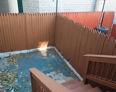 1145 W Hamburg Street - Photo Thumbnail 2
