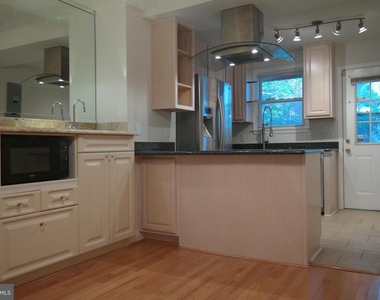 1145 W Hamburg Street - Photo Thumbnail 12