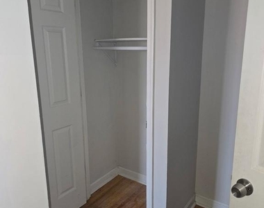902 Arion Park Park - Photo Thumbnail 7