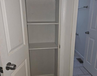 902 Arion Park Park - Photo Thumbnail 2