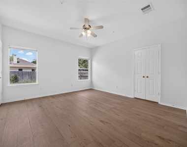 11500 Lapoynor St - Photo Thumbnail 14