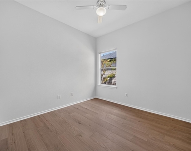 11500 Lapoynor St - Photo Thumbnail 11