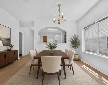 11500 Lapoynor St - Photo Thumbnail 24