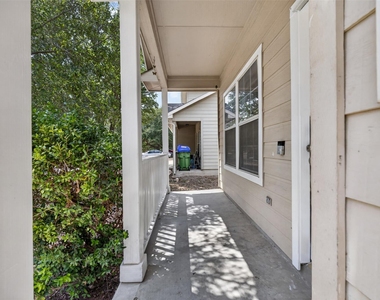 11500 Lapoynor St - Photo Thumbnail 1