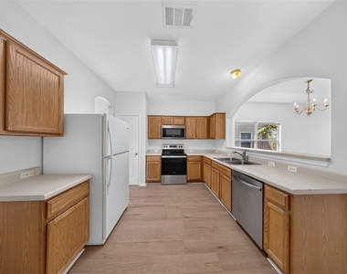 11500 Lapoynor St - Photo Thumbnail 28