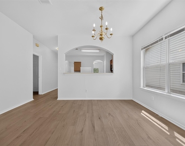 11500 Lapoynor St - Photo Thumbnail 23